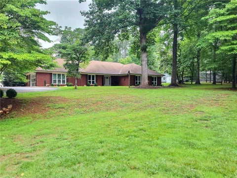 Homes For Sale - 1020 Al Cove<br/> Canton, GA 30114