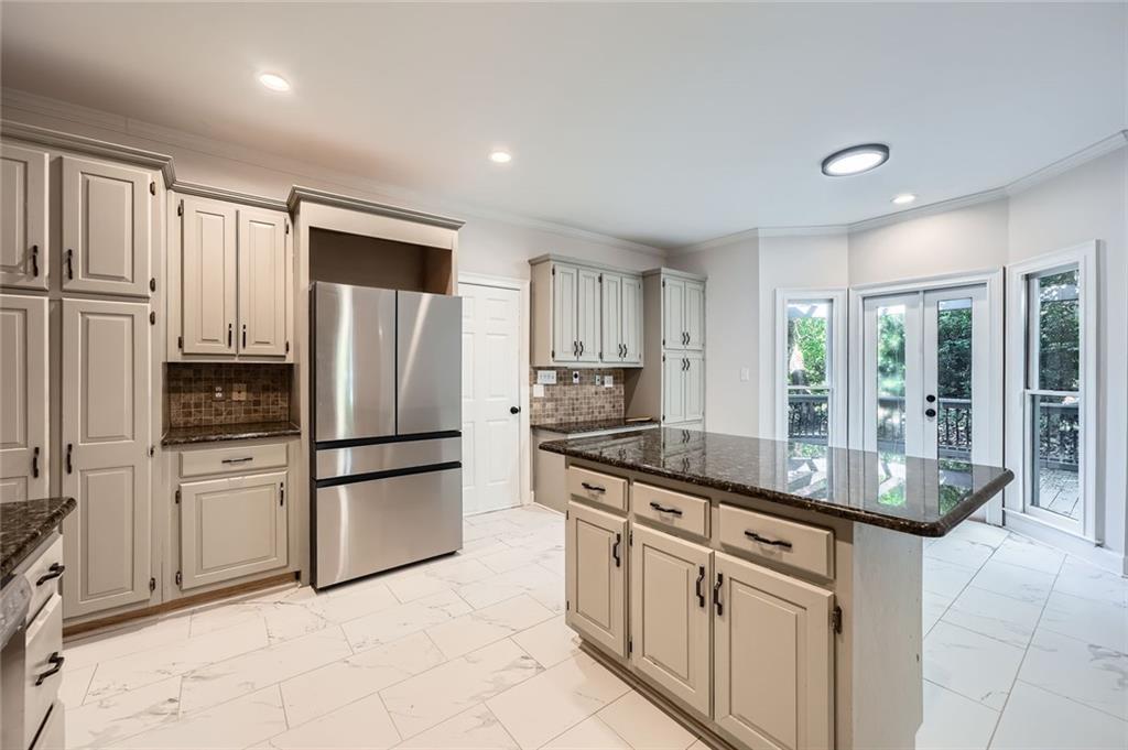 140 Grosvenor Place, Atlanta, Georgia image 17