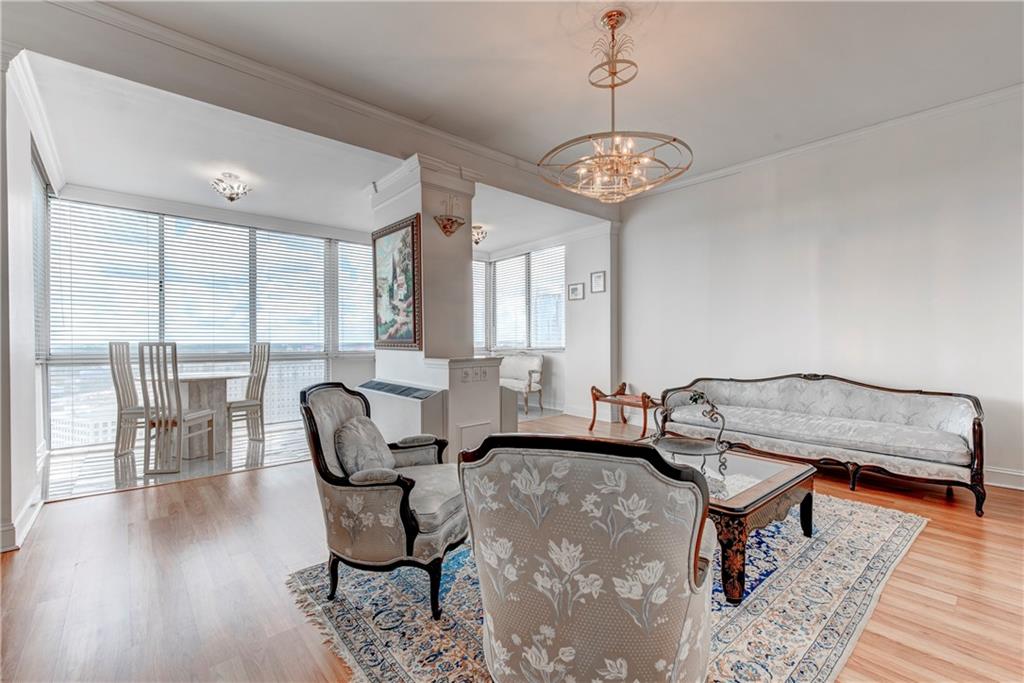 215 Piedmont Avenue NE 2203