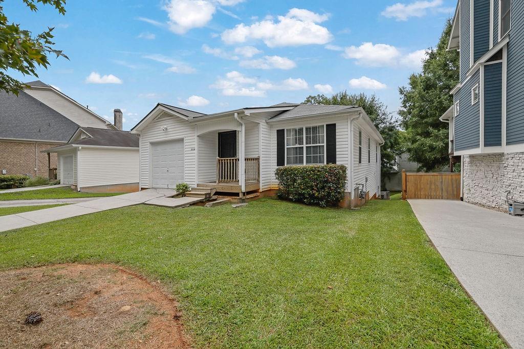 3126 Lynwood Drive NE