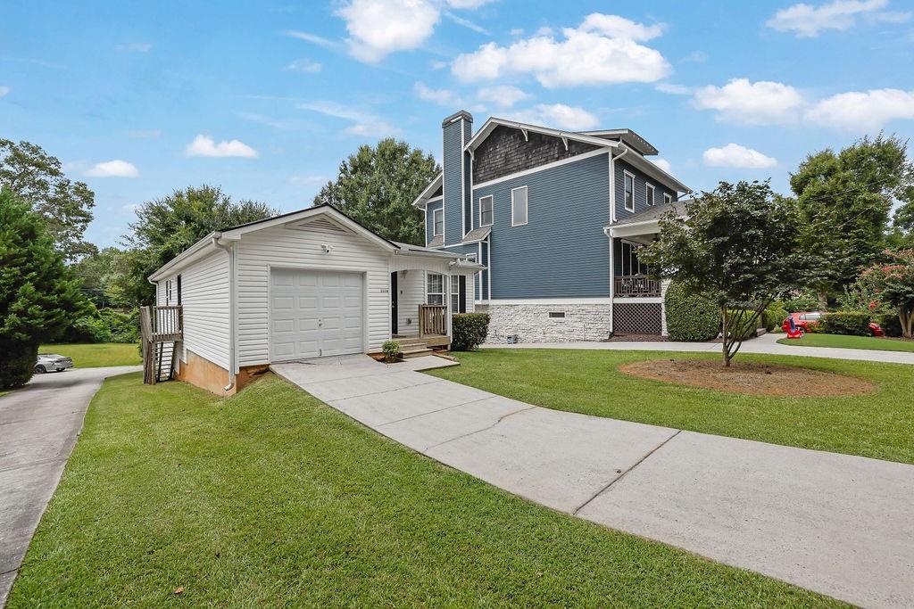 3126 Lynwood Drive NE