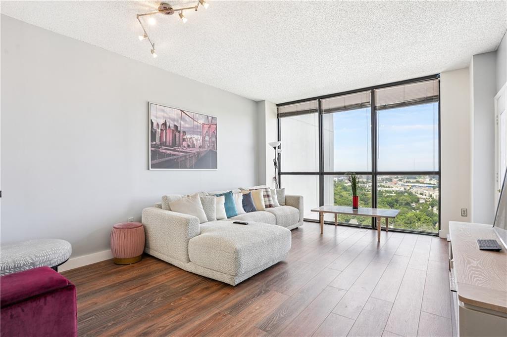 1280 W Peachtree Street NW 3705
