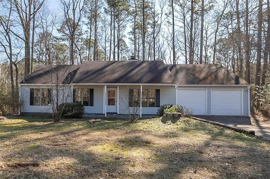 Photo 1 of 25 — 5500 Vaughn Road, Woodstock, GA 30188