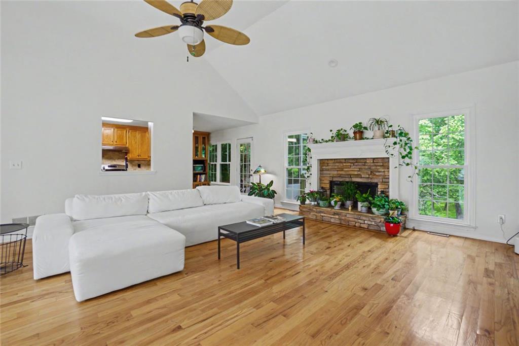 5196 Proctor Landing Road NW