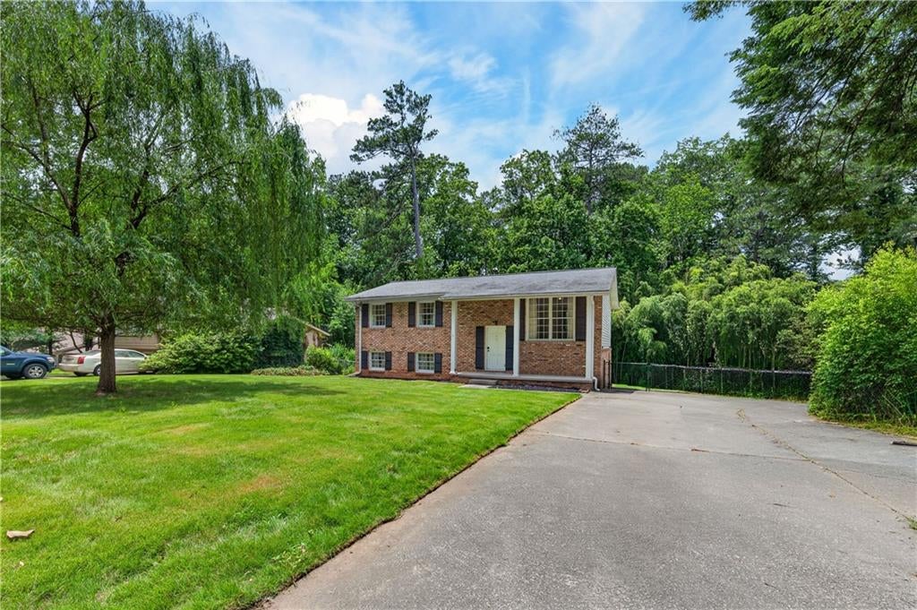 Photo of 2648 Bent Hickory Drive SE, Smyrna, GA 30082 (MLS # 7786050)