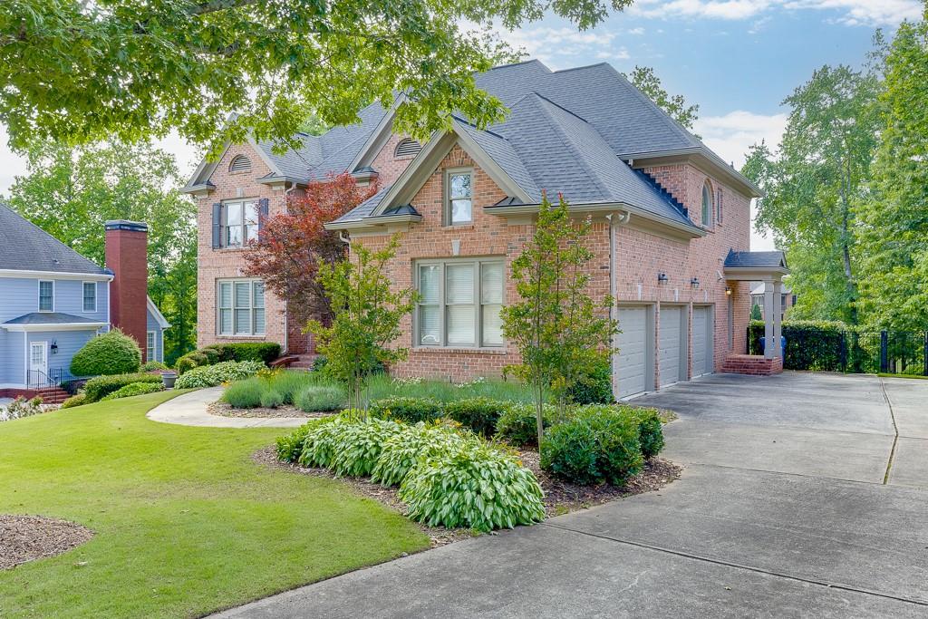 2118 TOWN MANOR Court