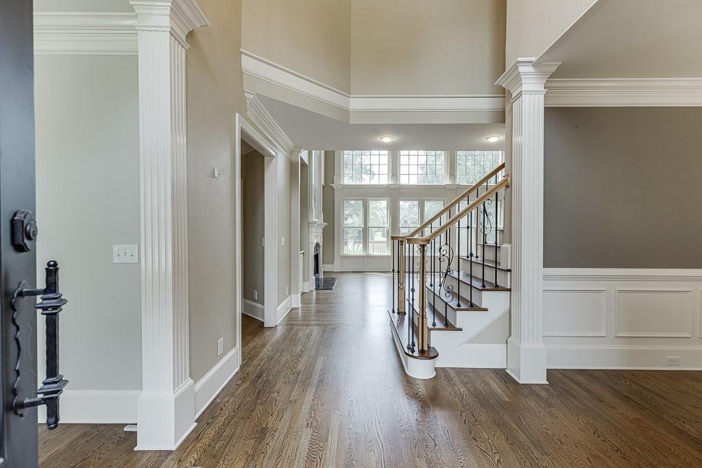 2118 TOWN MANOR Court