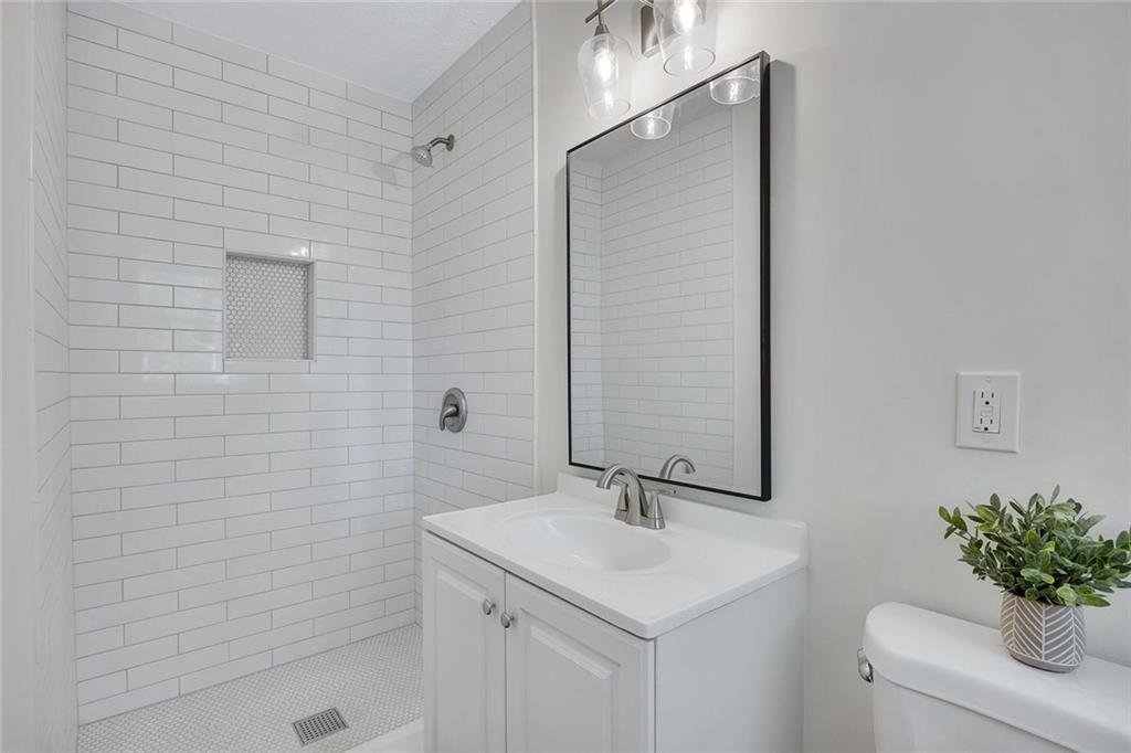3214 Douglas Lane, Kennesaw, Georgia image 27