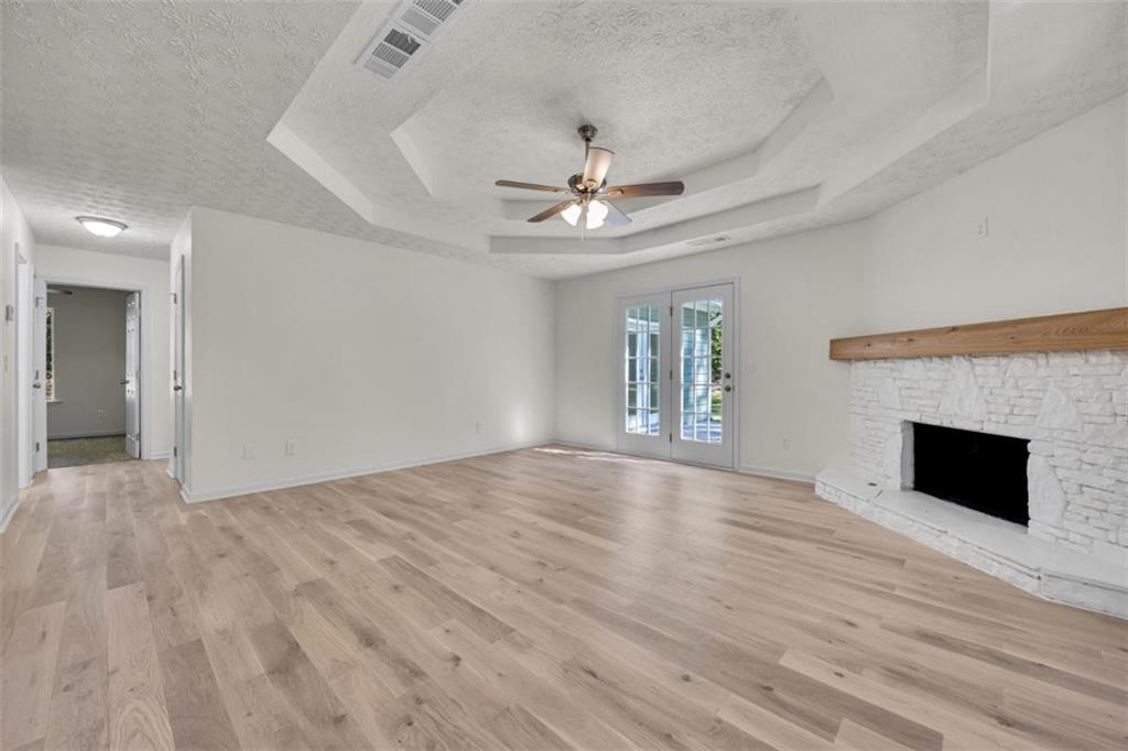 25 Christian Woods Lane