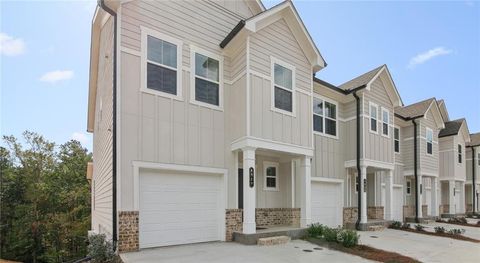 Townhouse For Rent - 10 Bridgestone Avenue #C1 105<br/> Conyers, GA 30013