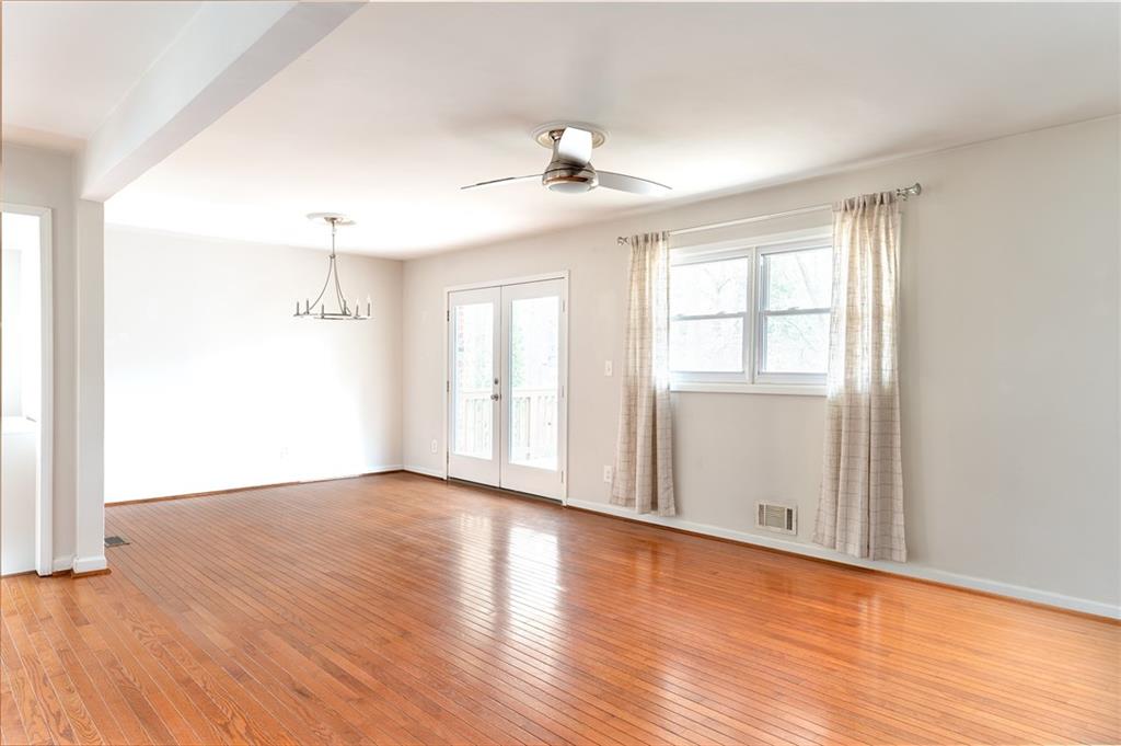 2237 Capehart Circle NE