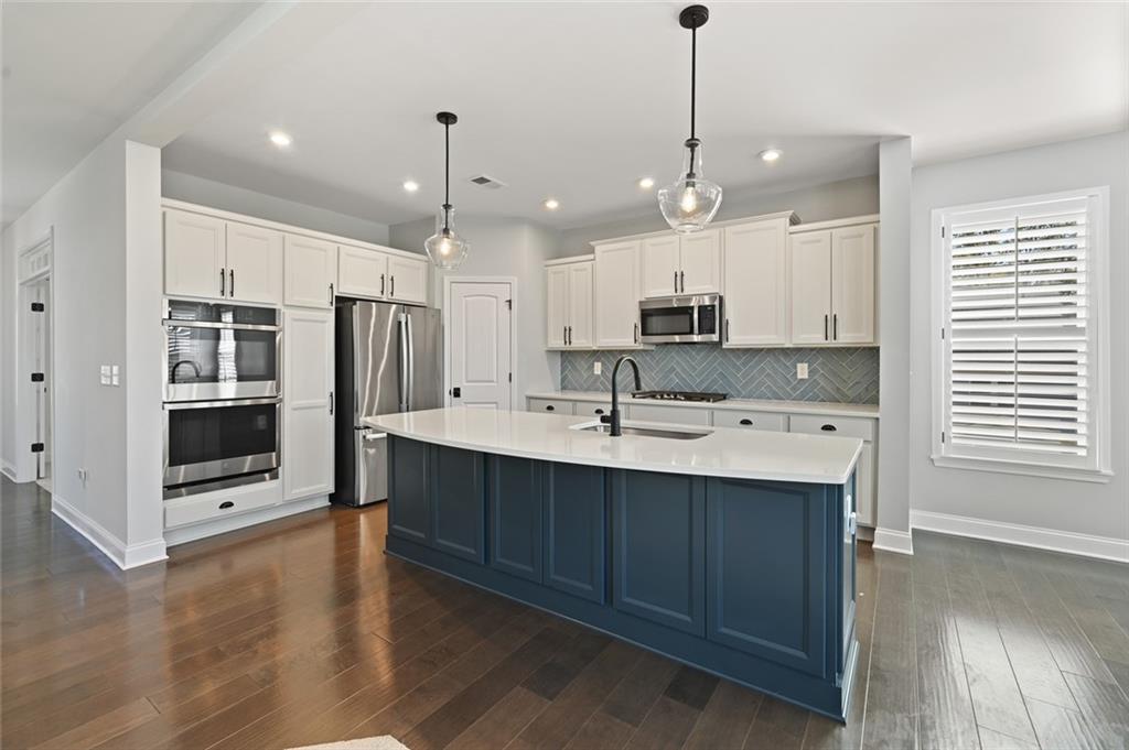 8425 Scenic Ridge Way