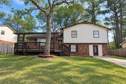 Homes For Sale - 6566 Melandre Drive<br/> Morrow, GA 30260