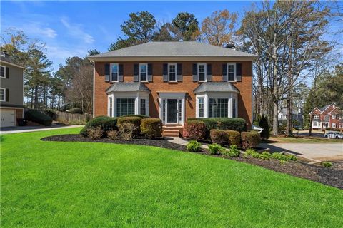 Homes For Sale - 901 Grandview Way<br/> Acworth, GA 30101