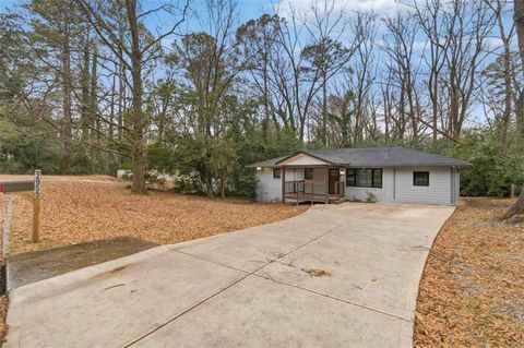 Photo of 2953 MEADOWVIEW Drive, Atlanta, GA 30316 (MLS # 7768871)