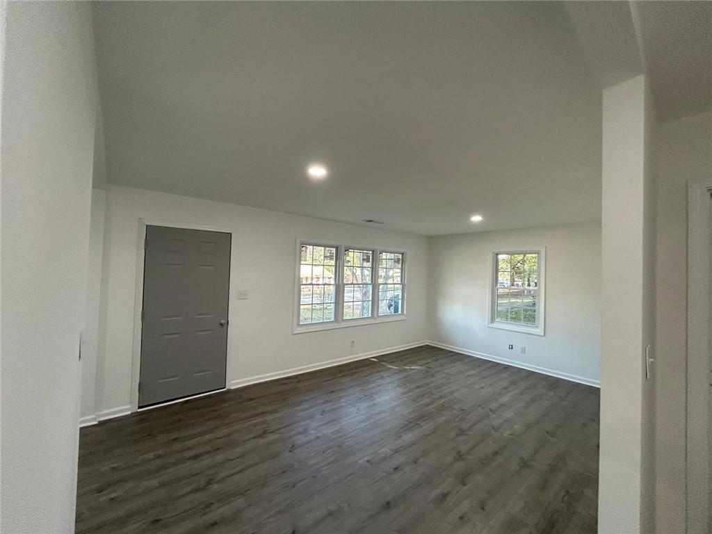 8184 Laurel Drive SW