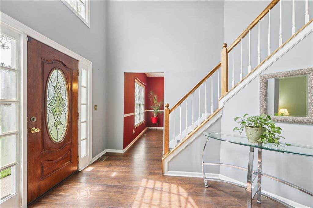 1929 Seneca Court