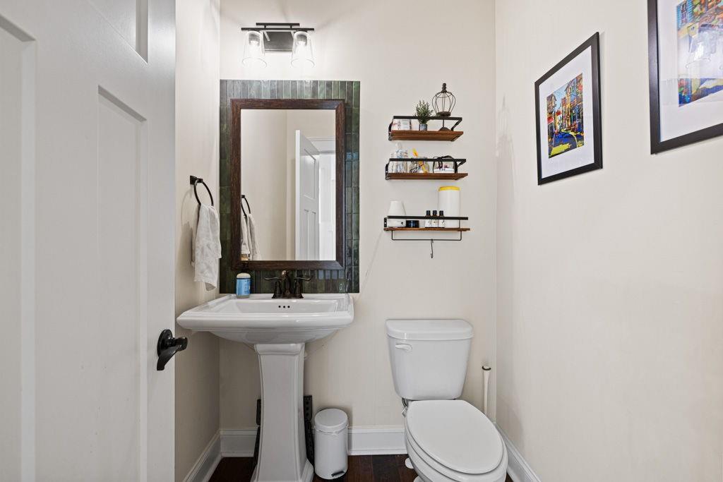 7143 Lake Edge Drive, Flowery Branch, Georgia image 21