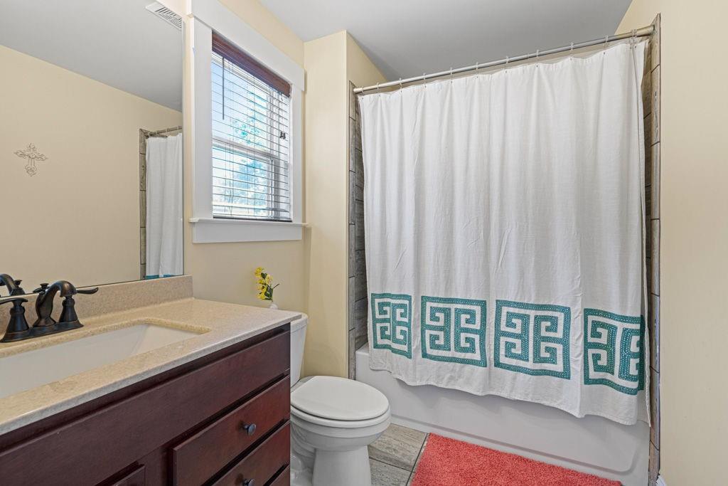 7143 Lake Edge Drive, Flowery Branch, Georgia image 37
