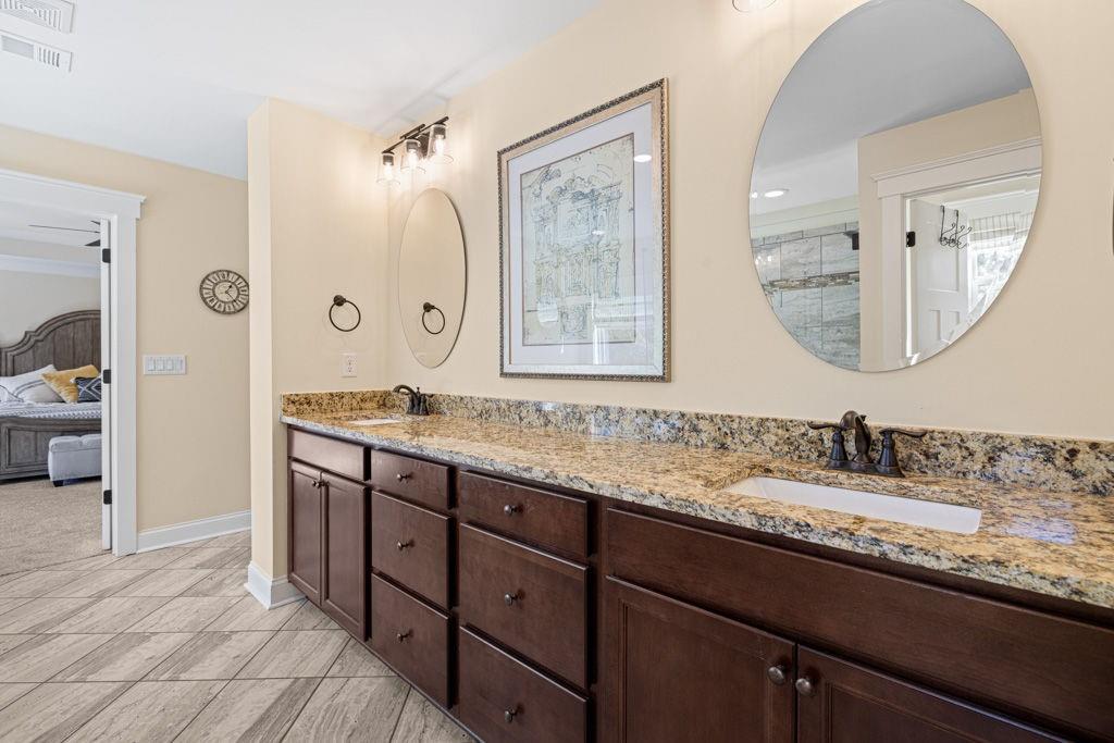 7143 Lake Edge Drive, Flowery Branch, Georgia image 44