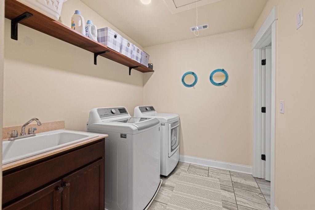 7143 Lake Edge Drive, Flowery Branch, Georgia image 34
