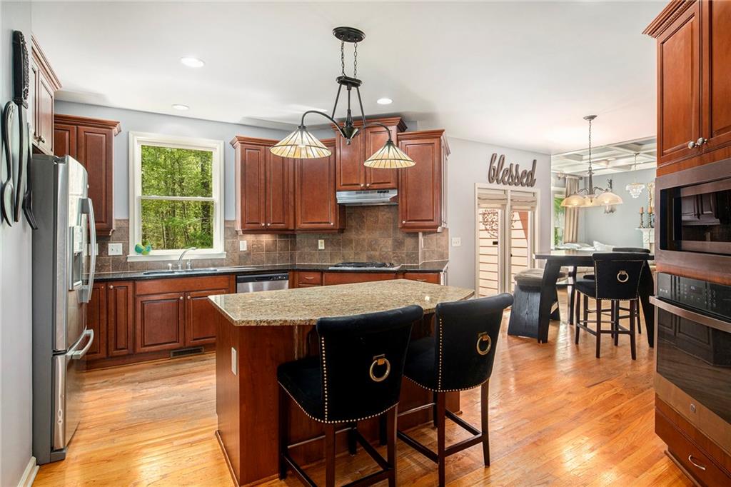 3907 Fellowship Drive, Buford, Georgia image 11