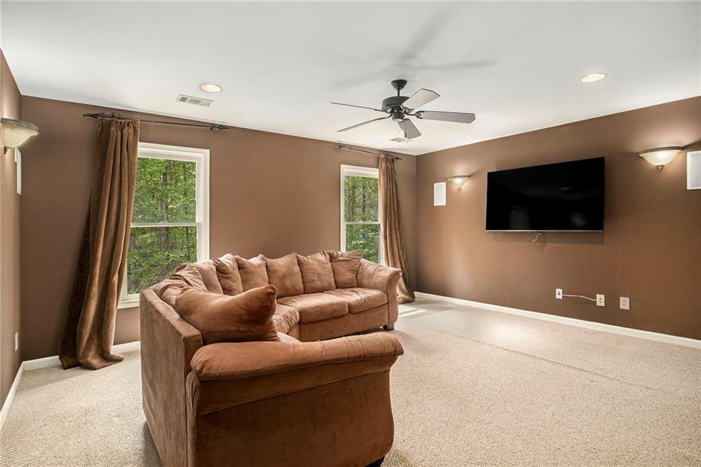 3907 Fellowship Drive, Buford, Georgia image 34
