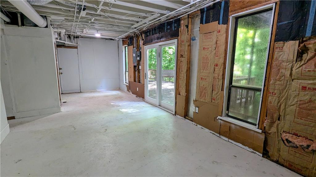 Holly Springs Crossing - Residential
