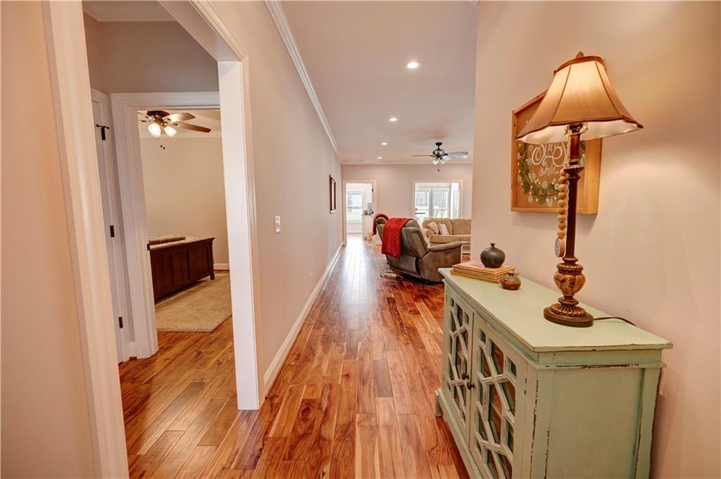 206 Patriots Row SW