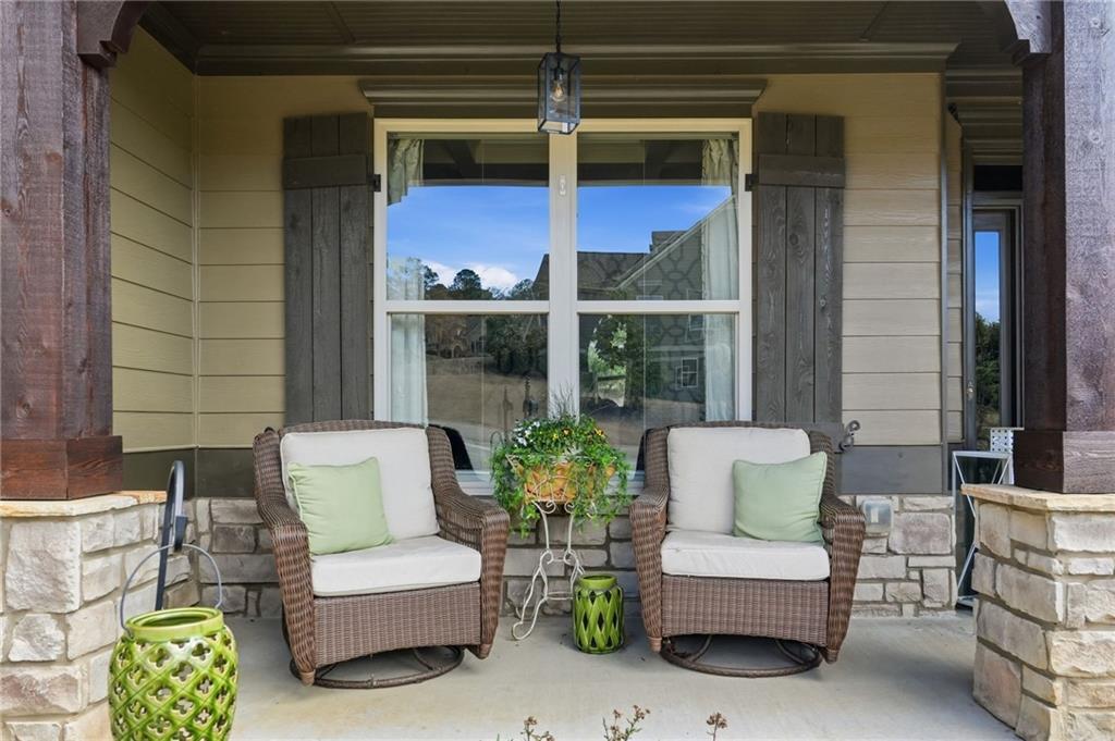 102 N Mountain Brooke Drive