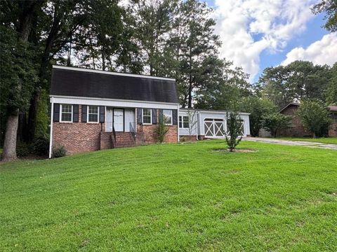 Homes For Sale - 1270 Pine Knoll Lane<br/> Conyers, GA 30013