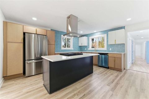 2103 ARLINGTON Circle Atlanta GA 30318