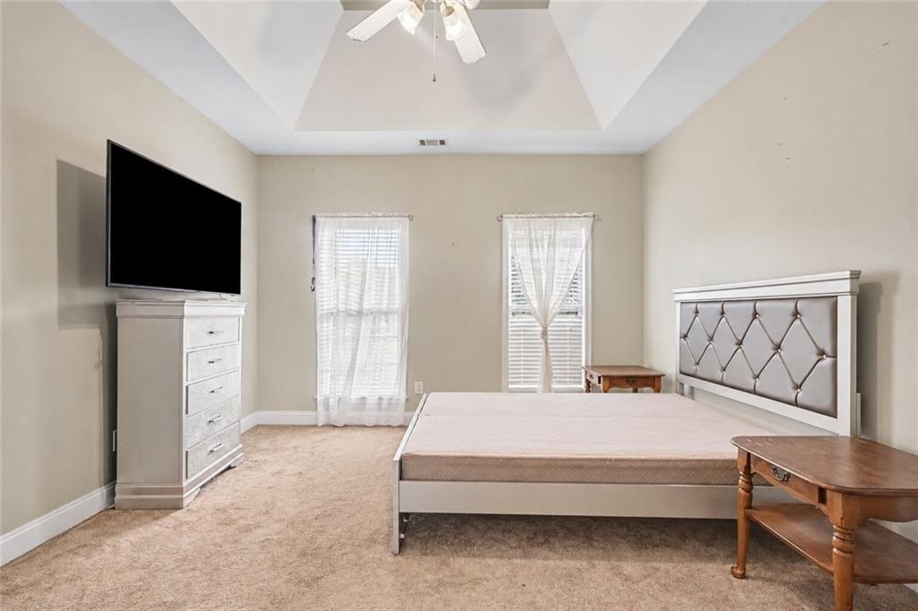 1014 Clover Leaf Drive