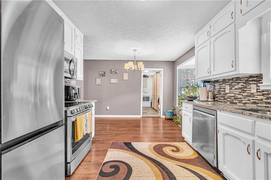 4148 Log Cabin Court
