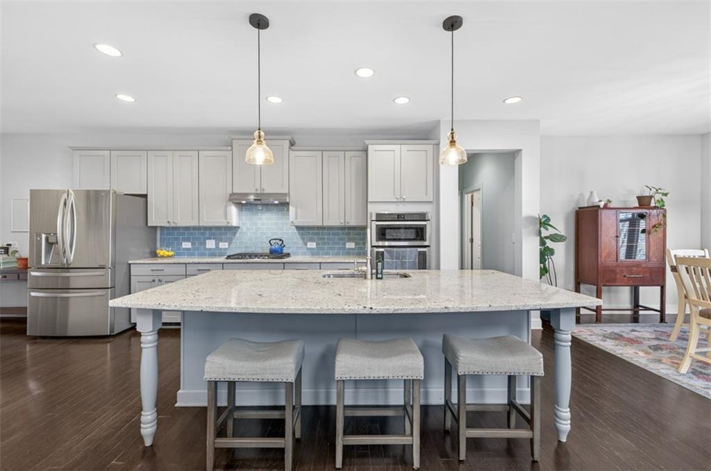 1445 Highland Wood Court