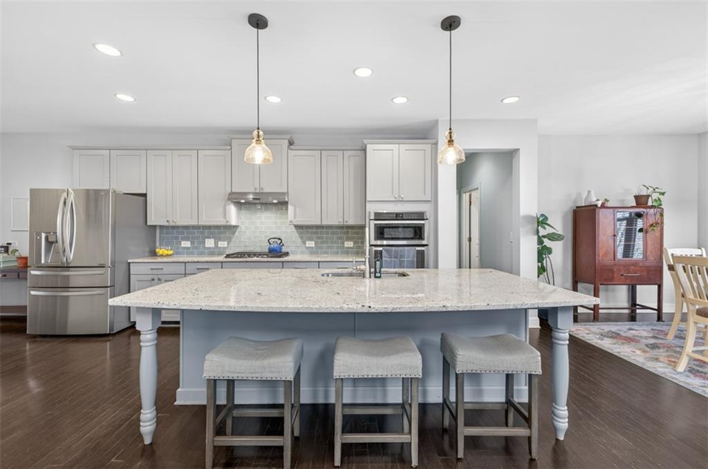 1445 Highland Wood Court