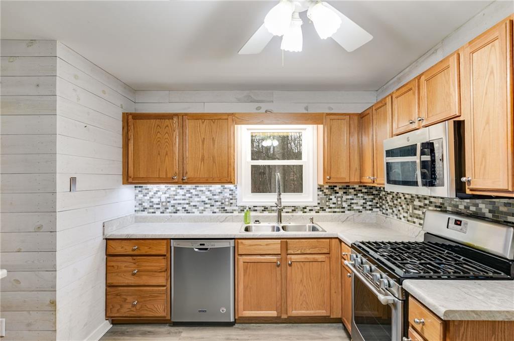 118 Hunters Place, Villa Rica, Georgia image 11