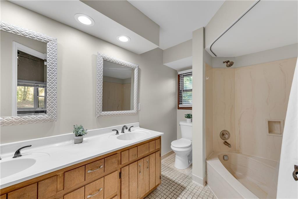 Chimney Springs - Residential