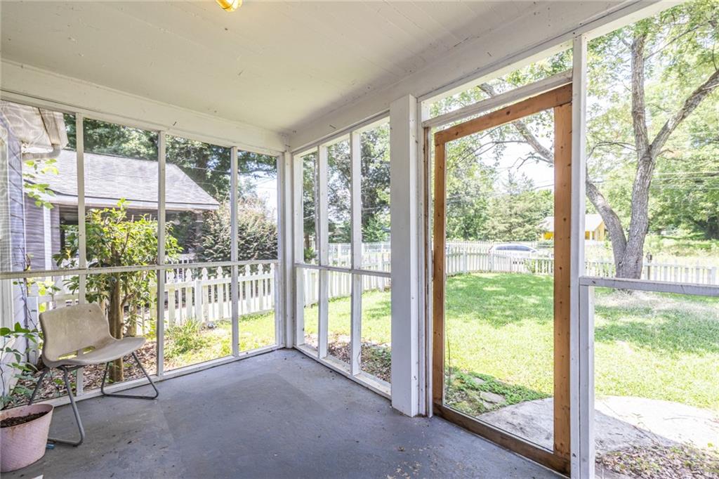 1135 Dobbs Drive