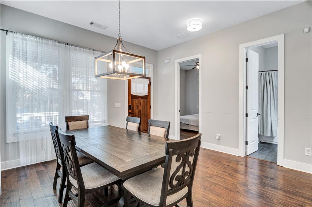 766 COOPER Street SW