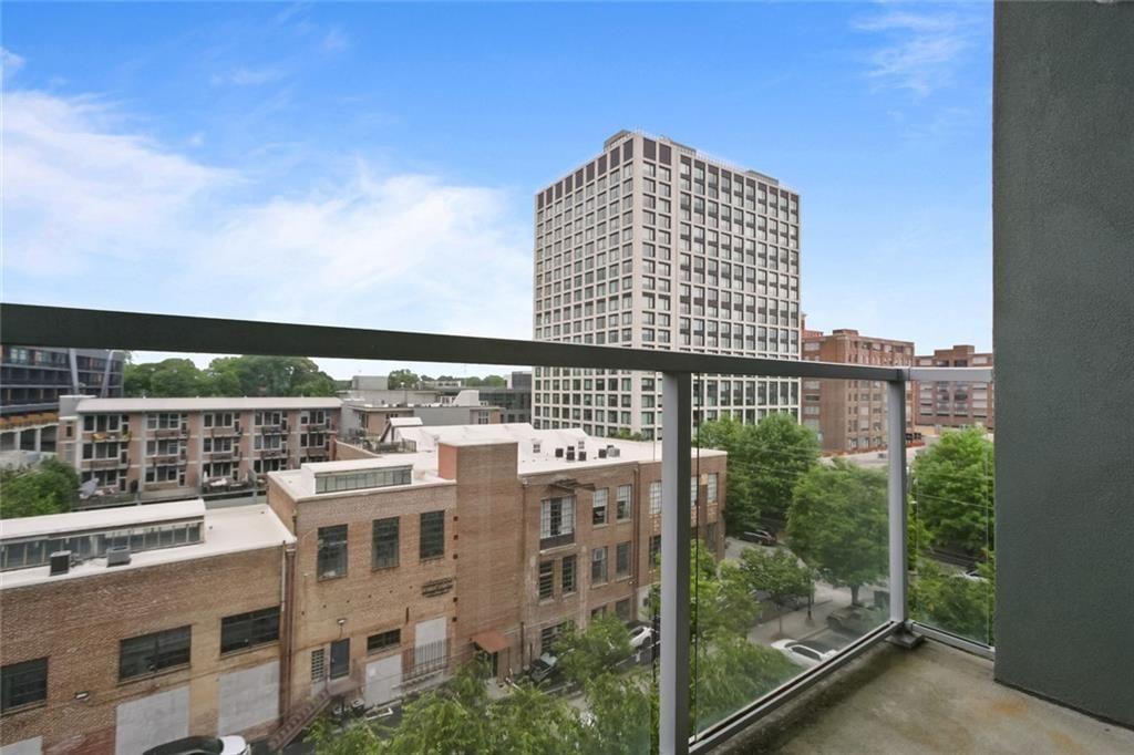 620 Glen Iris Drive NE 501