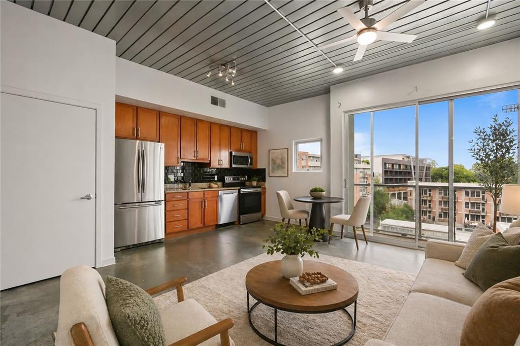 620 Glen Iris Drive NE 501