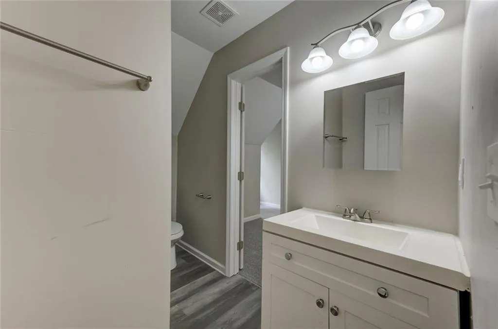 Locust Grove, Georgia 30248, United States, 5 Bedrooms Bedrooms, ,3 BathroomsBathrooms,Residential,Active,131952