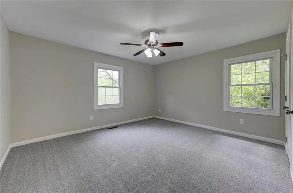 Locust Grove, Georgia 30248, United States, 5 Bedrooms Bedrooms, ,3 BathroomsBathrooms,Residential,Active,131952