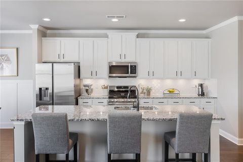 Condo For Sale - 1720 Habersham Villa Drive<br/> Forsyth County, Cumming, GA 30041