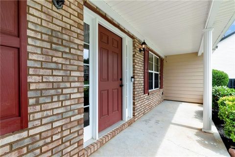 A home in Dacula