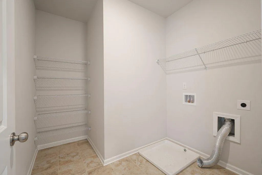 Doraville, Georgia 30360, United States, 4 Bedrooms Bedrooms, ,4 BathroomsBathrooms,Residential,Active,238072