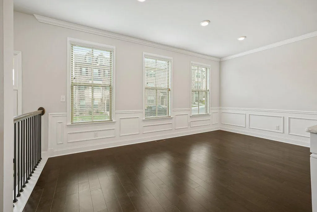 Doraville, Georgia 30360, United States, 4 Bedrooms Bedrooms, ,4 BathroomsBathrooms,Residential,Active,238072