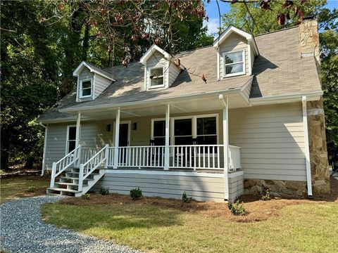 A home in Powder Springs