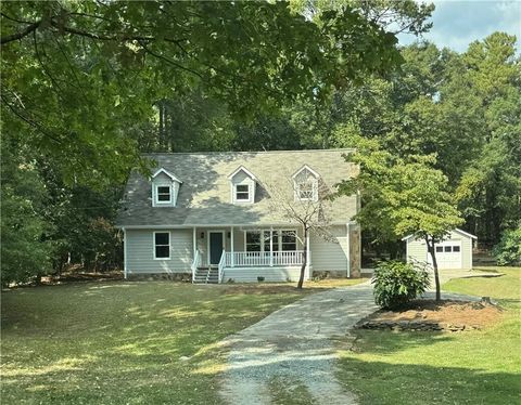 A home in Powder Springs